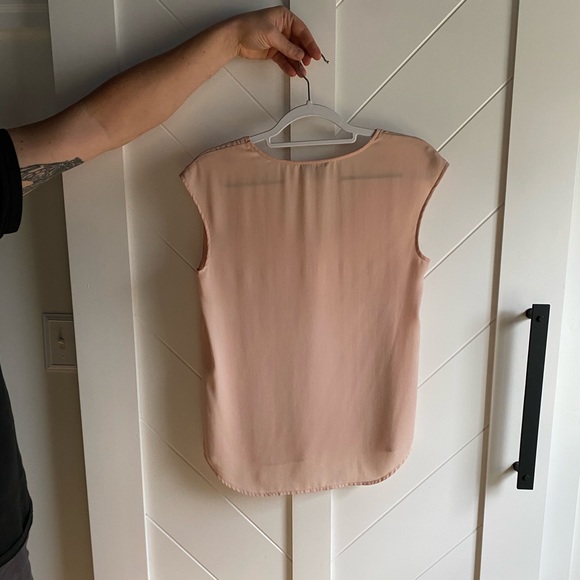 BOGO 🌿JCrew Shell Tank Blouse🌿 - Picture 2 of 3